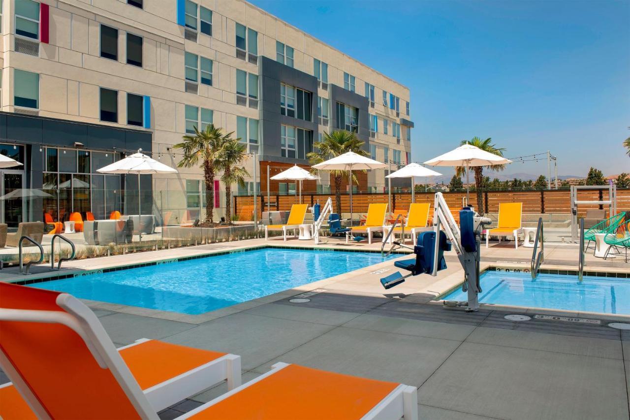 Отель Aloft Dublin-Pleasanton Экстерьер фото