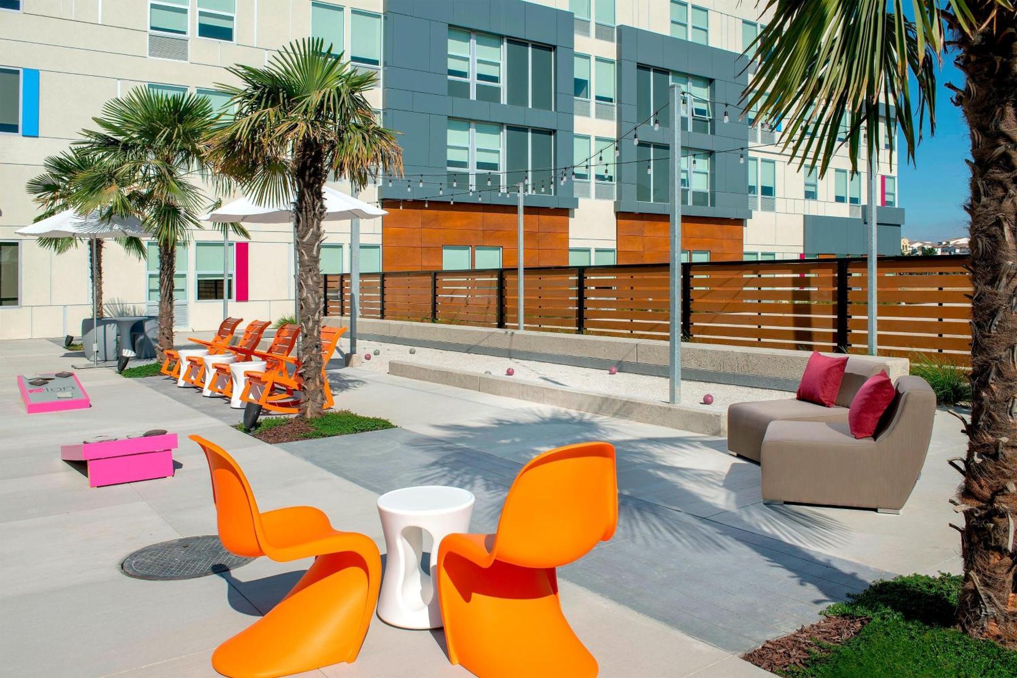 Отель Aloft Dublin-Pleasanton Экстерьер фото