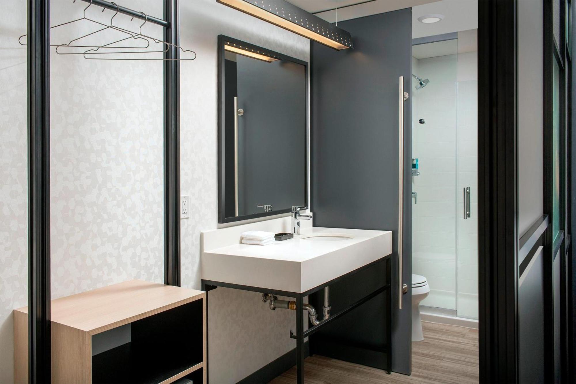 Отель Aloft Dublin-Pleasanton Экстерьер фото