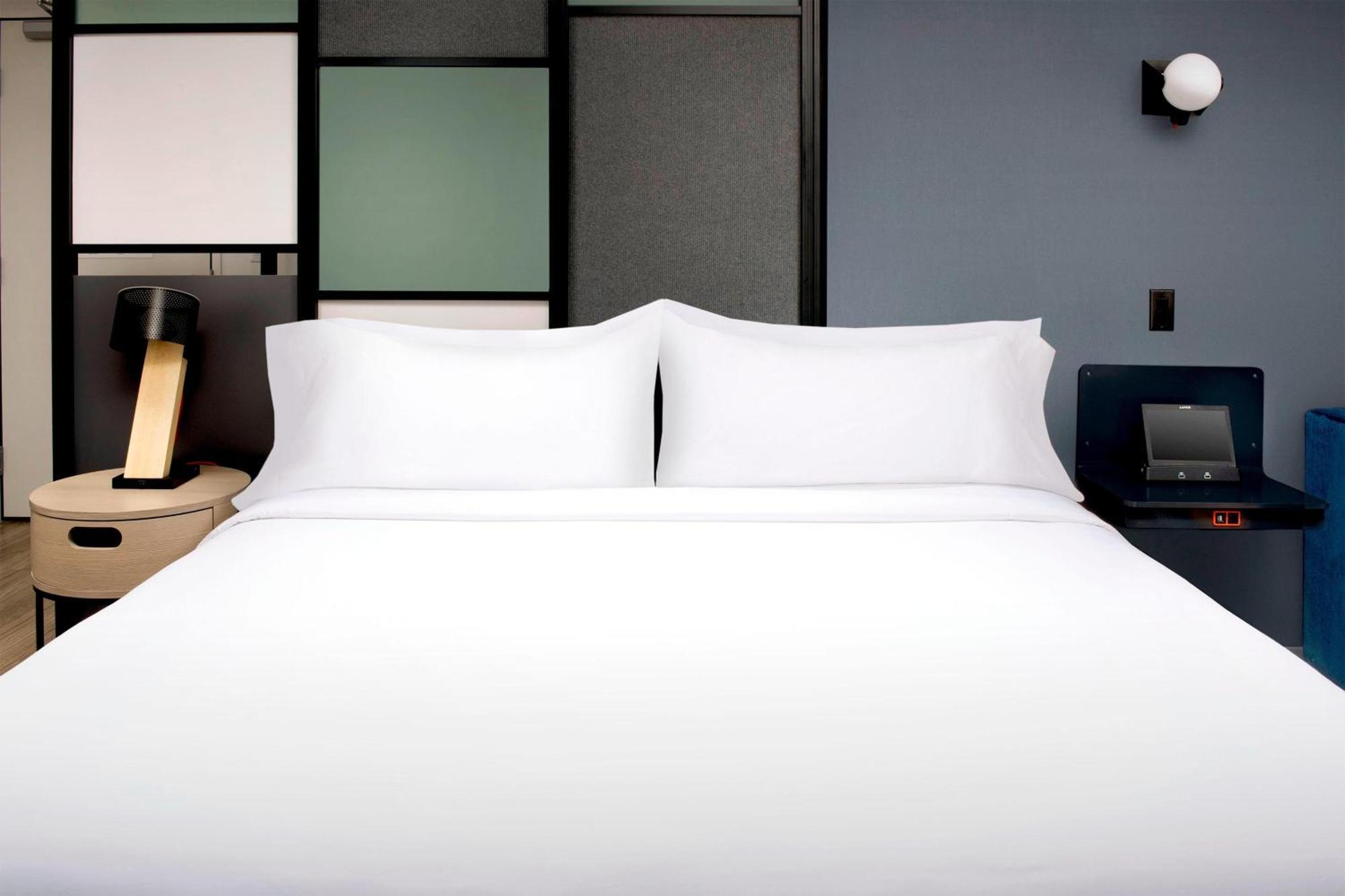 Отель Aloft Dublin-Pleasanton Экстерьер фото
