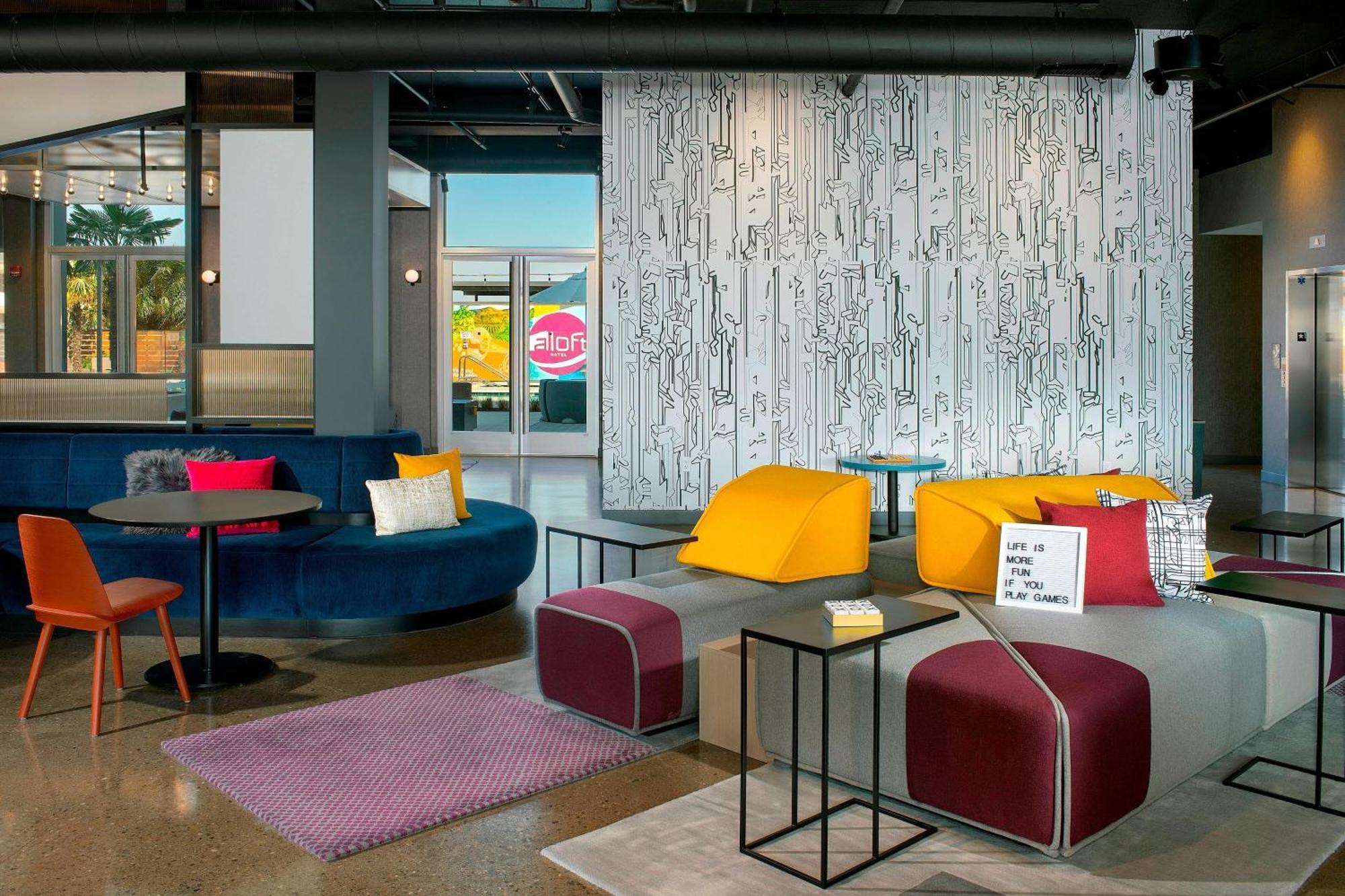 Отель Aloft Dublin-Pleasanton Экстерьер фото